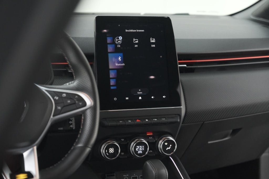 Renault Clio 1.6 e-tech hybrid 140 r.s. line | 360 camera | apple carplay |