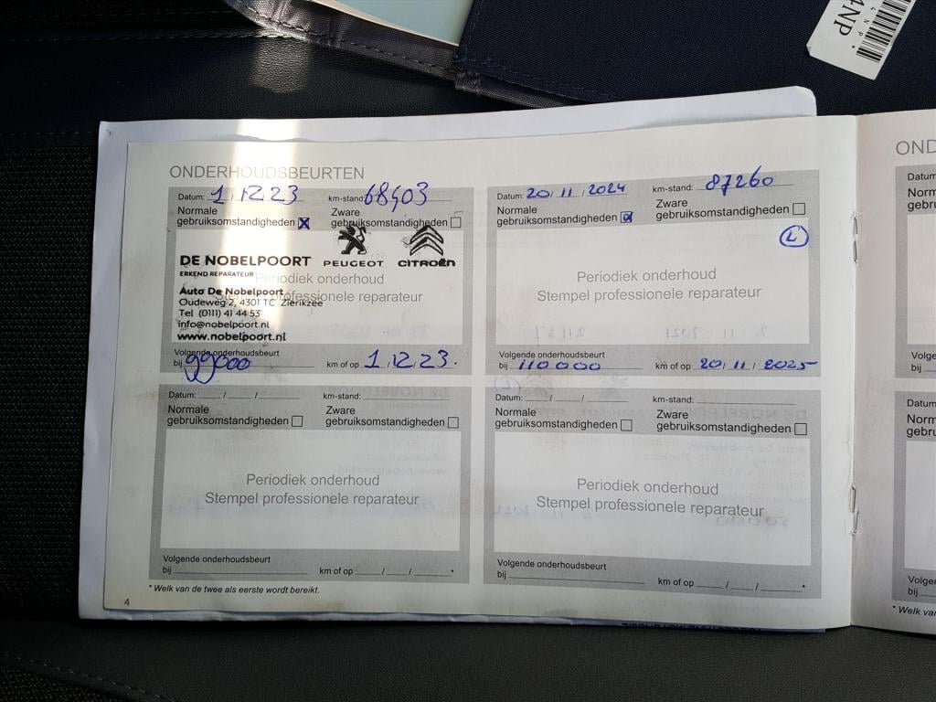 Peugeot 2008 allure 1.5 bluehdi 130pk automaat (eat8) apple carplay & andro