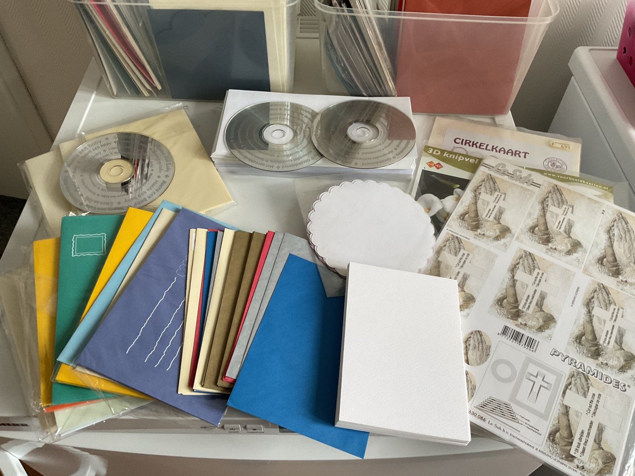 Kaarten + enveloppe + doorzichtige zakjes