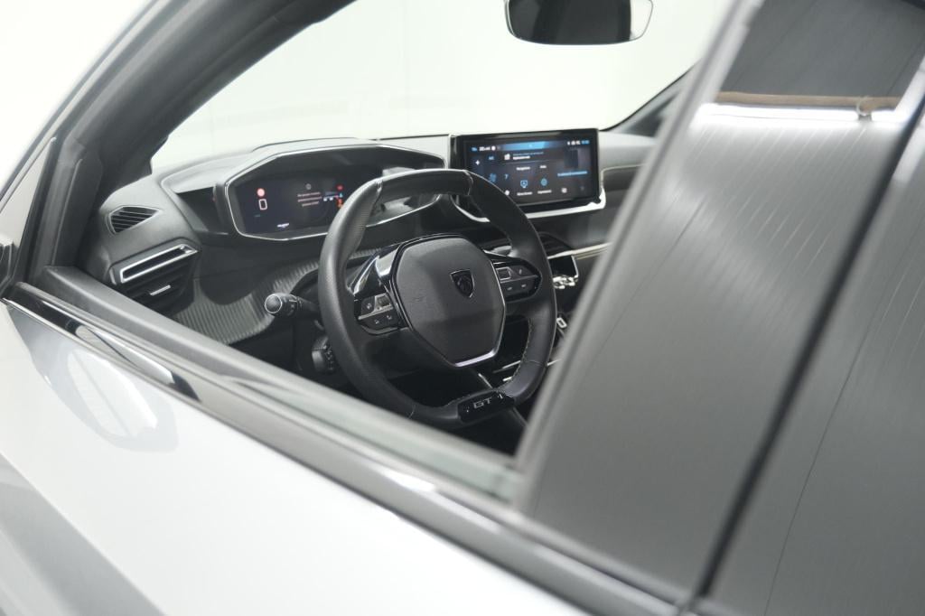 Peugeot 208 puretech 100 gt dark edition | camera | navigatie | apple carpl