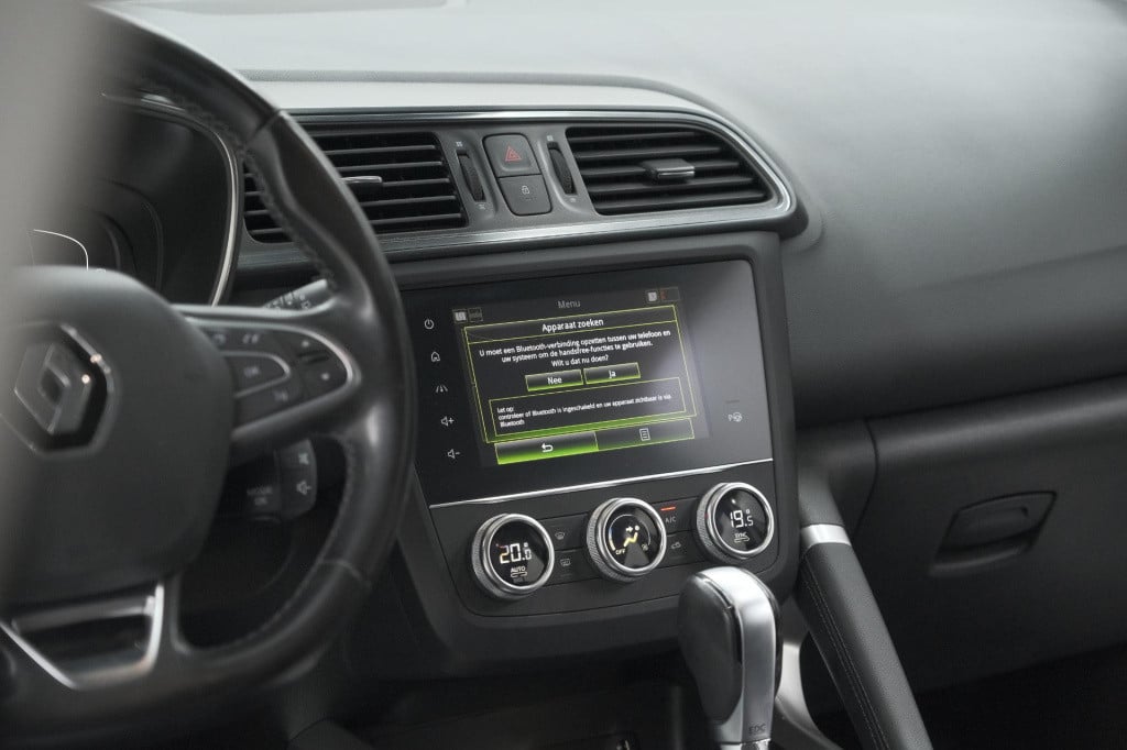 Renault Kadjar tce 160 edc intens | trekhaak | navigatie | camera | stoelve