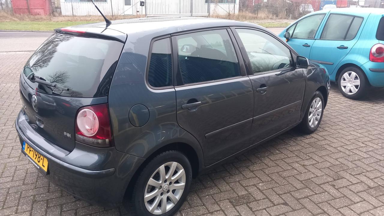 Volkswagen POLO 1.4 16v fsi Trendline 5drs bj:2005 airco 135.000km !!!