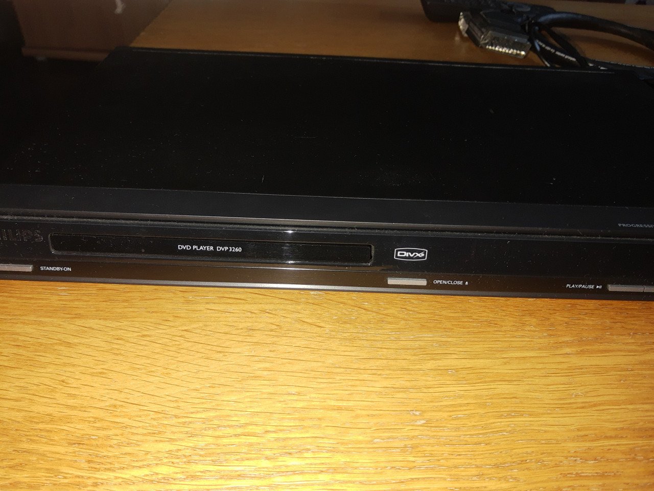 Phillips dvd speler met afstands bediening  10euro