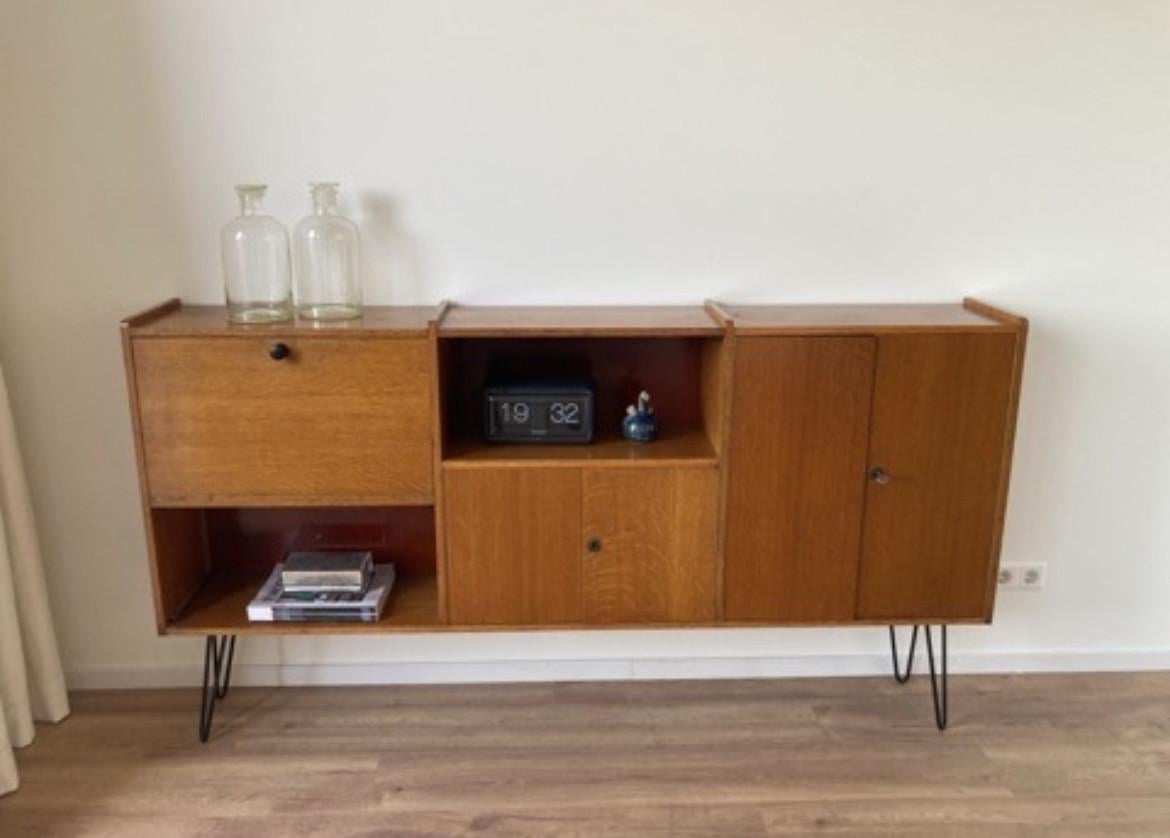 Retro dressoir / vintage kast op hairpin poten – 187 cm