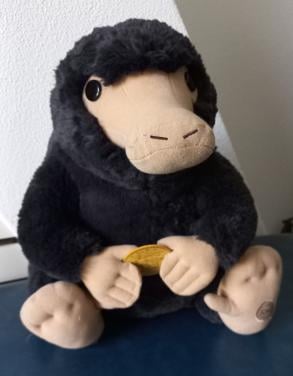 Niffler knuffel (delfstoffer) Groot: bijna 40 cm hoog, zgan