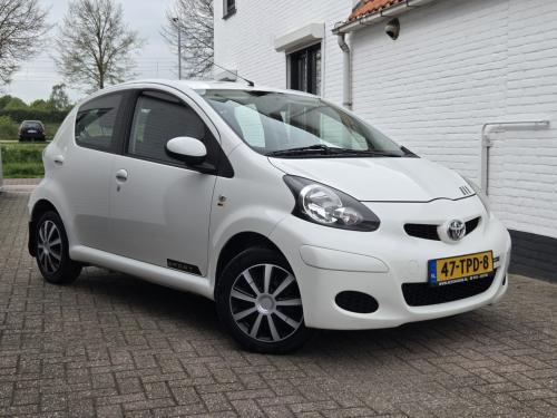 Aygo 1.0-12V Comfort Navigatie | 2012 | AIrco | 5-Deurs | NAP | APK 3-2027