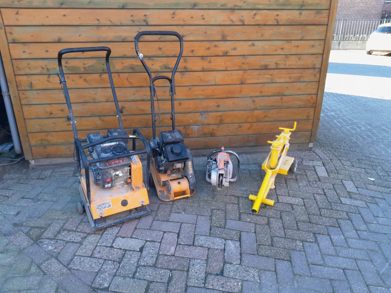 Te huur minigraver 1 ton