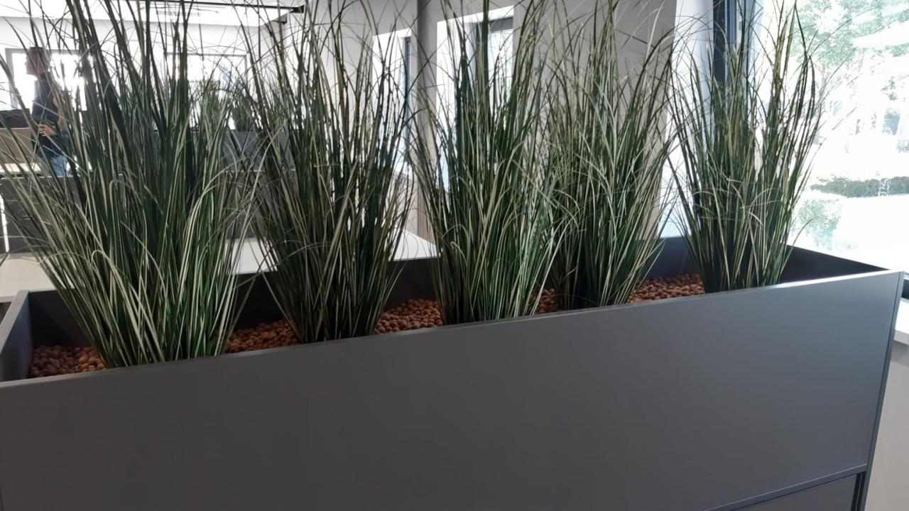 ZIJDE KUNSTPLANTEN BOMEN EN BLOEMEN