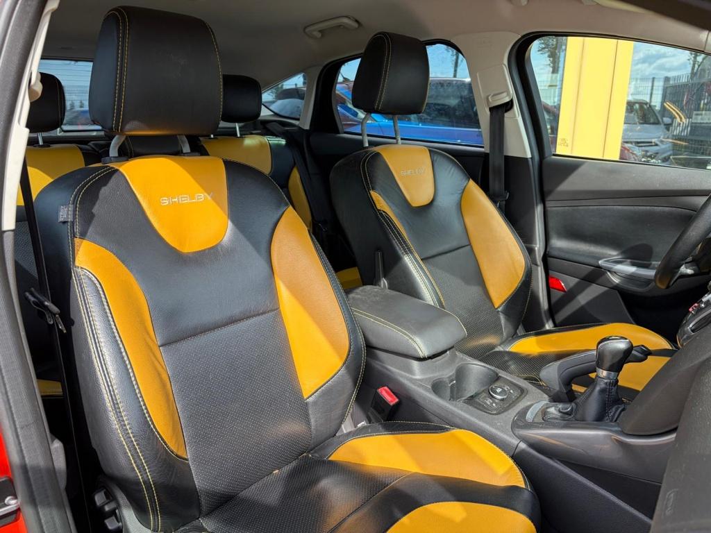 Ford Focus 1.6 ti-vct titanium