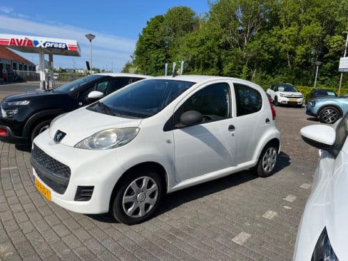 Peugeot 107 1.0 12v 68pk 5d xr + pack accent | airco | radio/cd