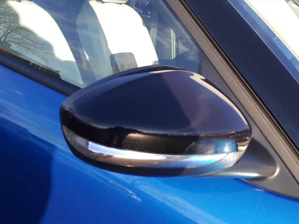 Citroen C3 new 1.2 100pk max zwart-dak apple carplay & android auto | navig