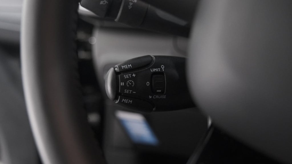 Citroen C3 puretech 82 feel edition | apple carplay | parkeersensoren | nav