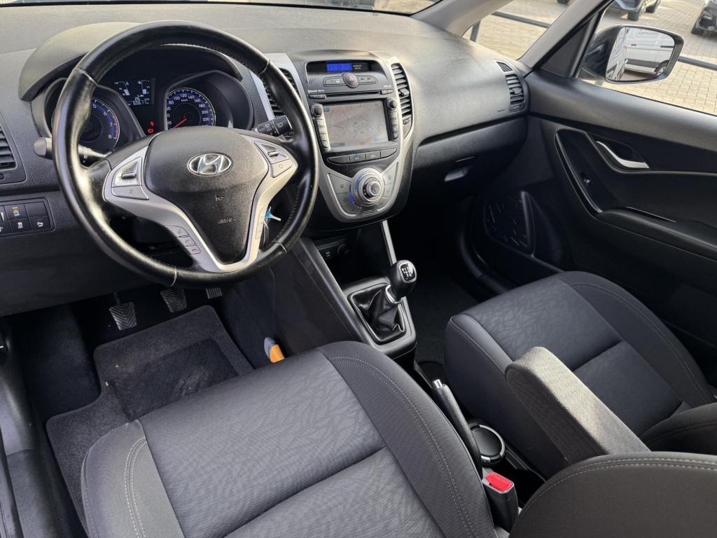 Hyundai Ix20 1.4i go! nl-auto incl. trekhaak