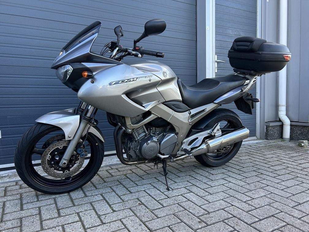 Mooie Yamaha TDM900 uit 2003 met slechts 29980 km, topkoffer €3300,-