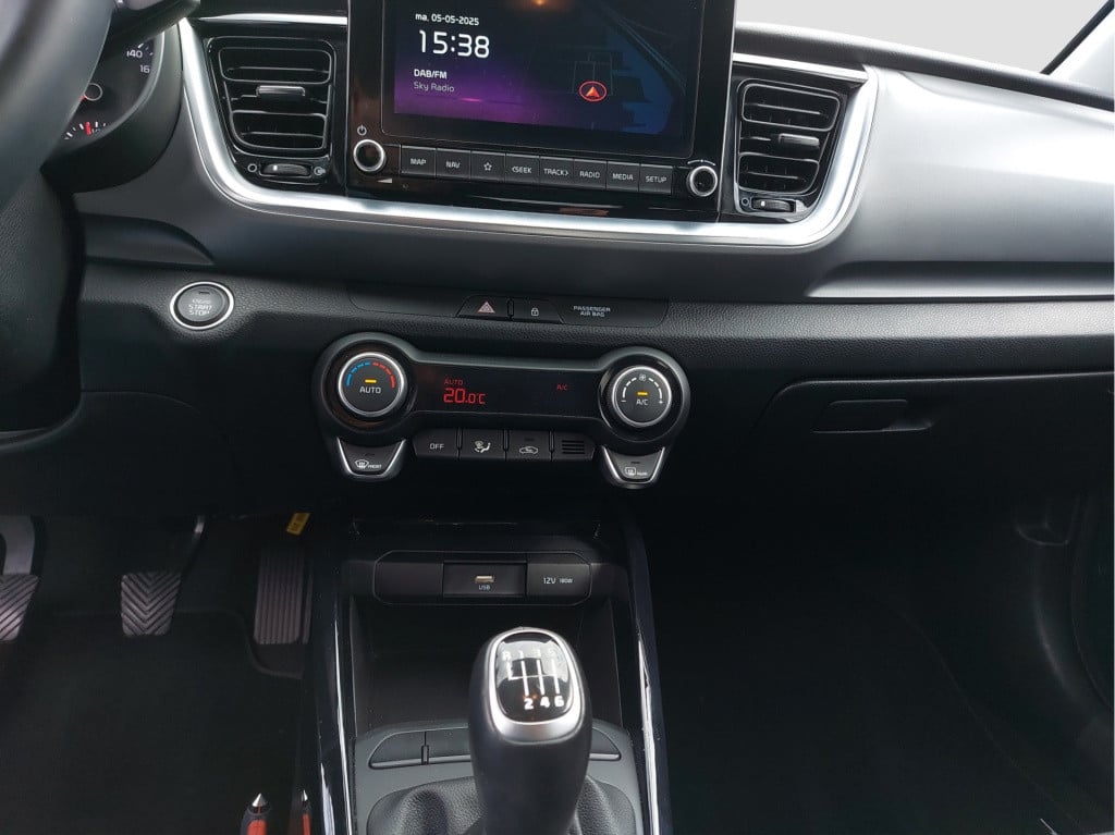 Kia Stonic 1.0 t-gdi mhev dynamicplusline | climate control |