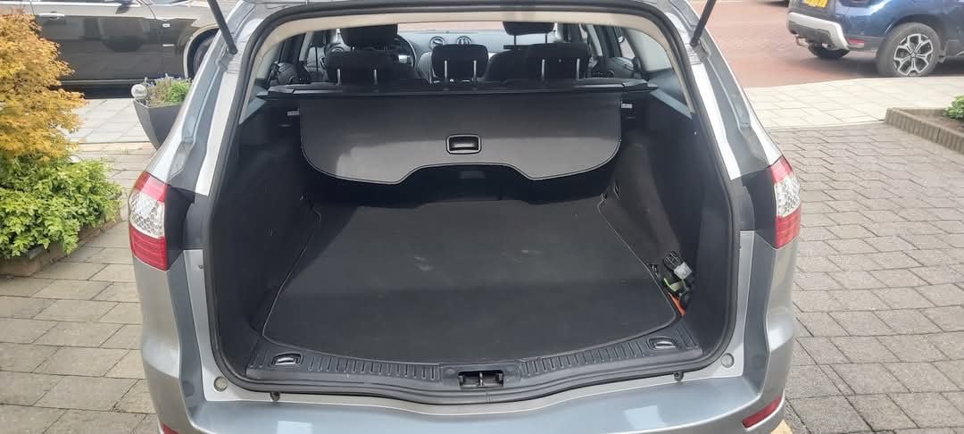 Tekoop zeer mooie Ford Mondeo 2.0 I Wagon