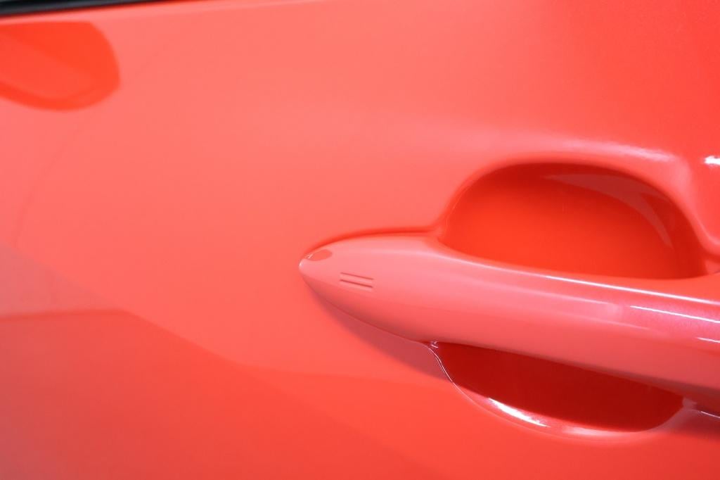 Toyota Yaris 1.5 hybrid launch edition nl auto