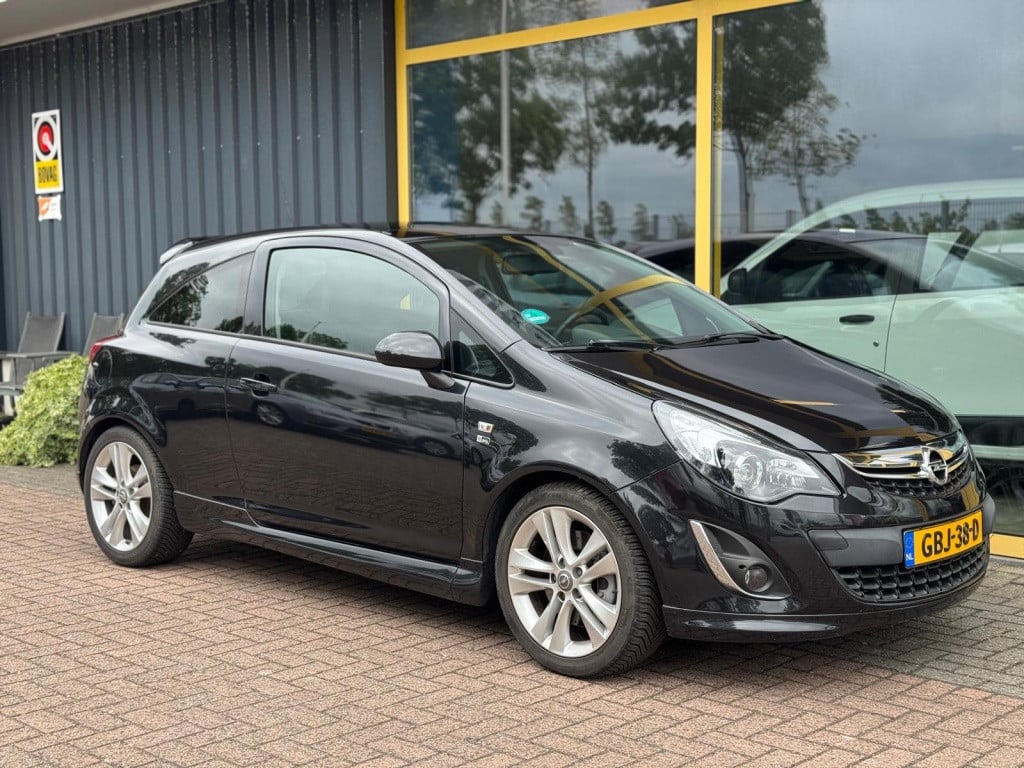 Opel Corsa 1.6-16v t color edit