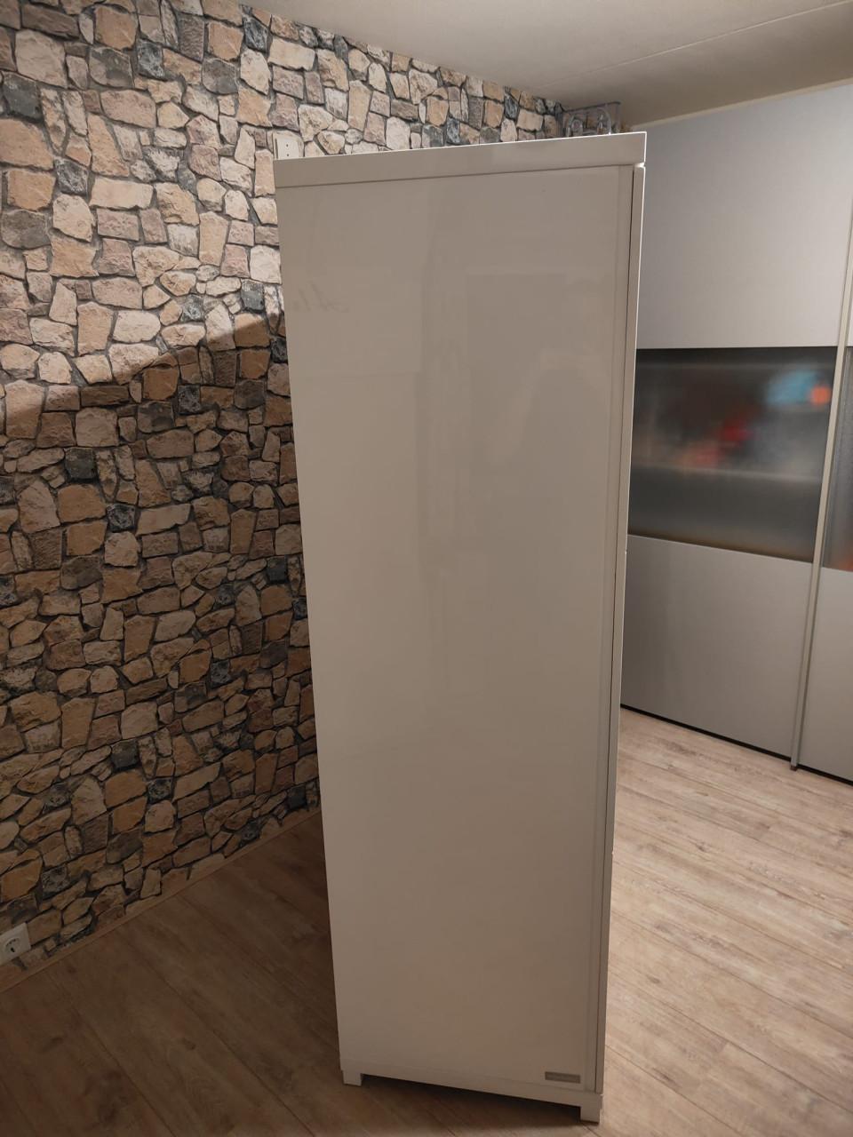 Kledingkast hoogglans wit