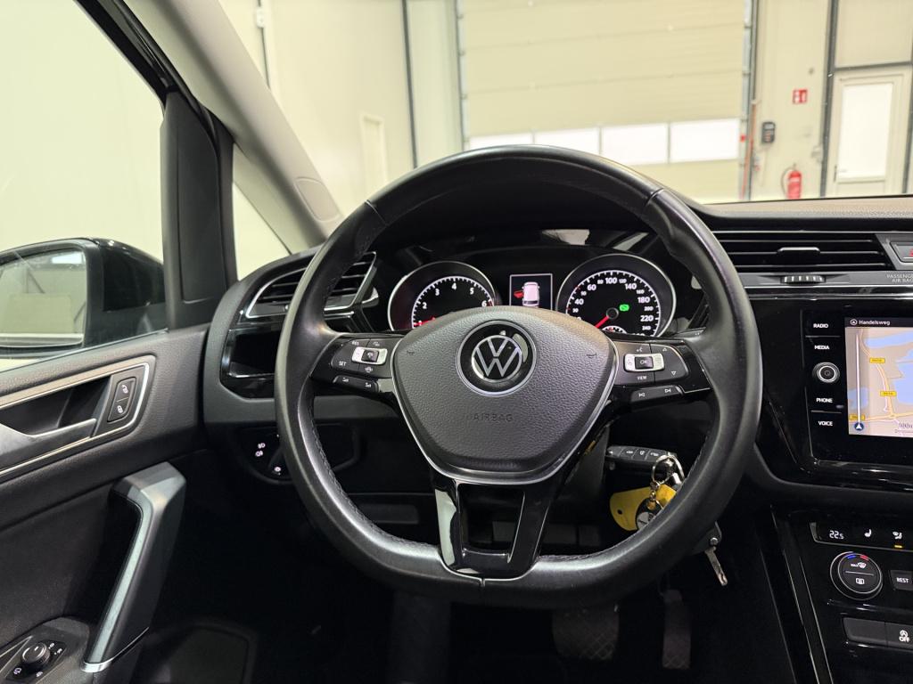 Volkswagen Touran 7p 1.5 tsi 150pk dsg highline | acc | full led