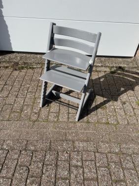 Triptrap kinderstoel grijs