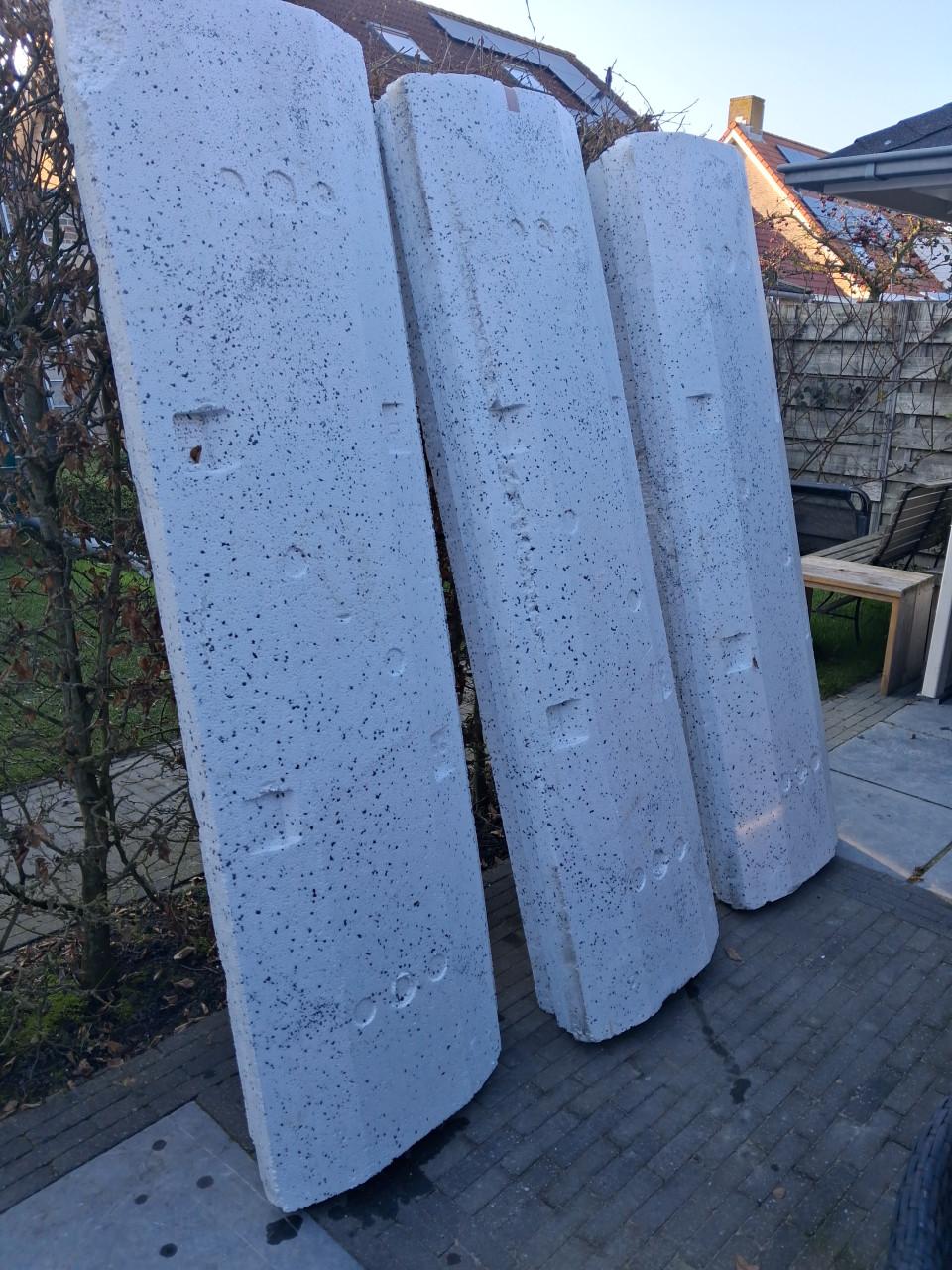 Gratis! 3 Broodjes voor betonvloer.