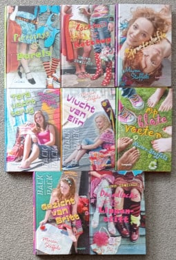 Maren Stoffels : 8 boeken in perfecte staat