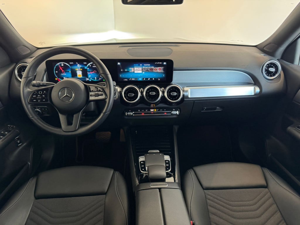 Mercedes-Benz Glb 200 business solution