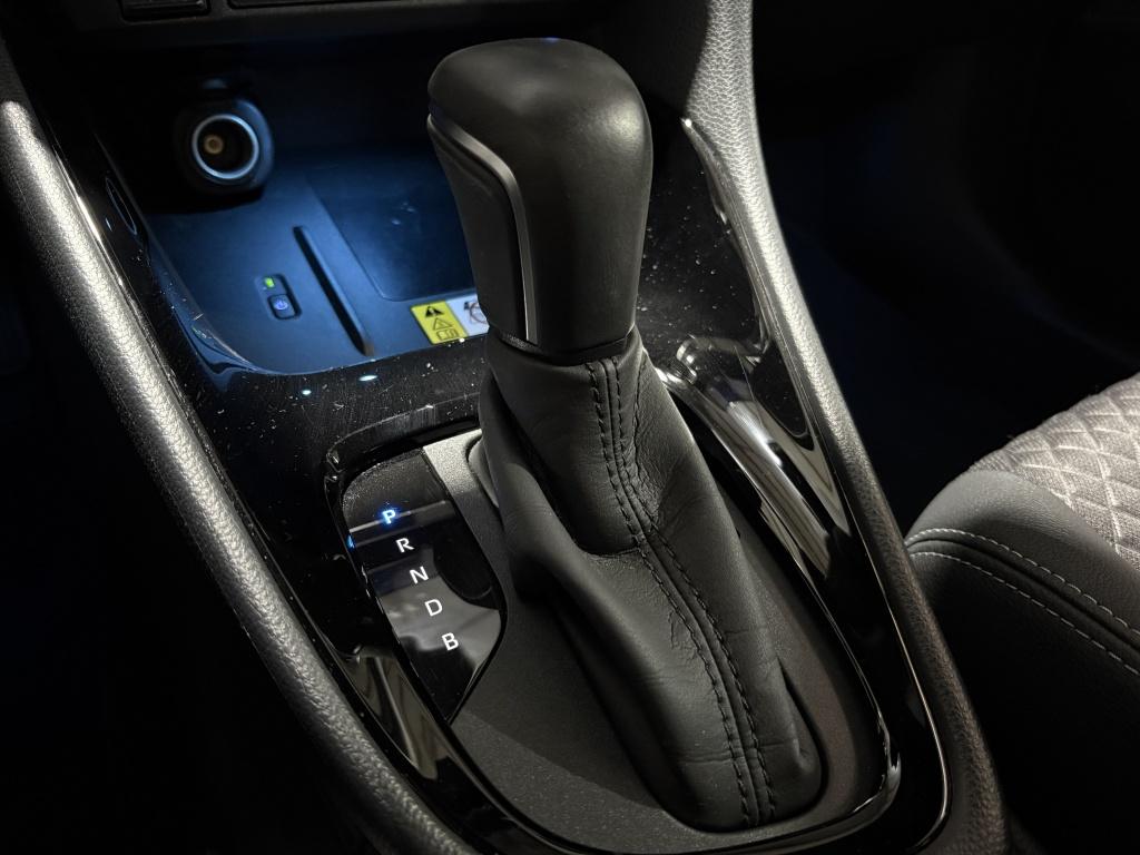 Toyota Yaris 1.5 hyb. executive