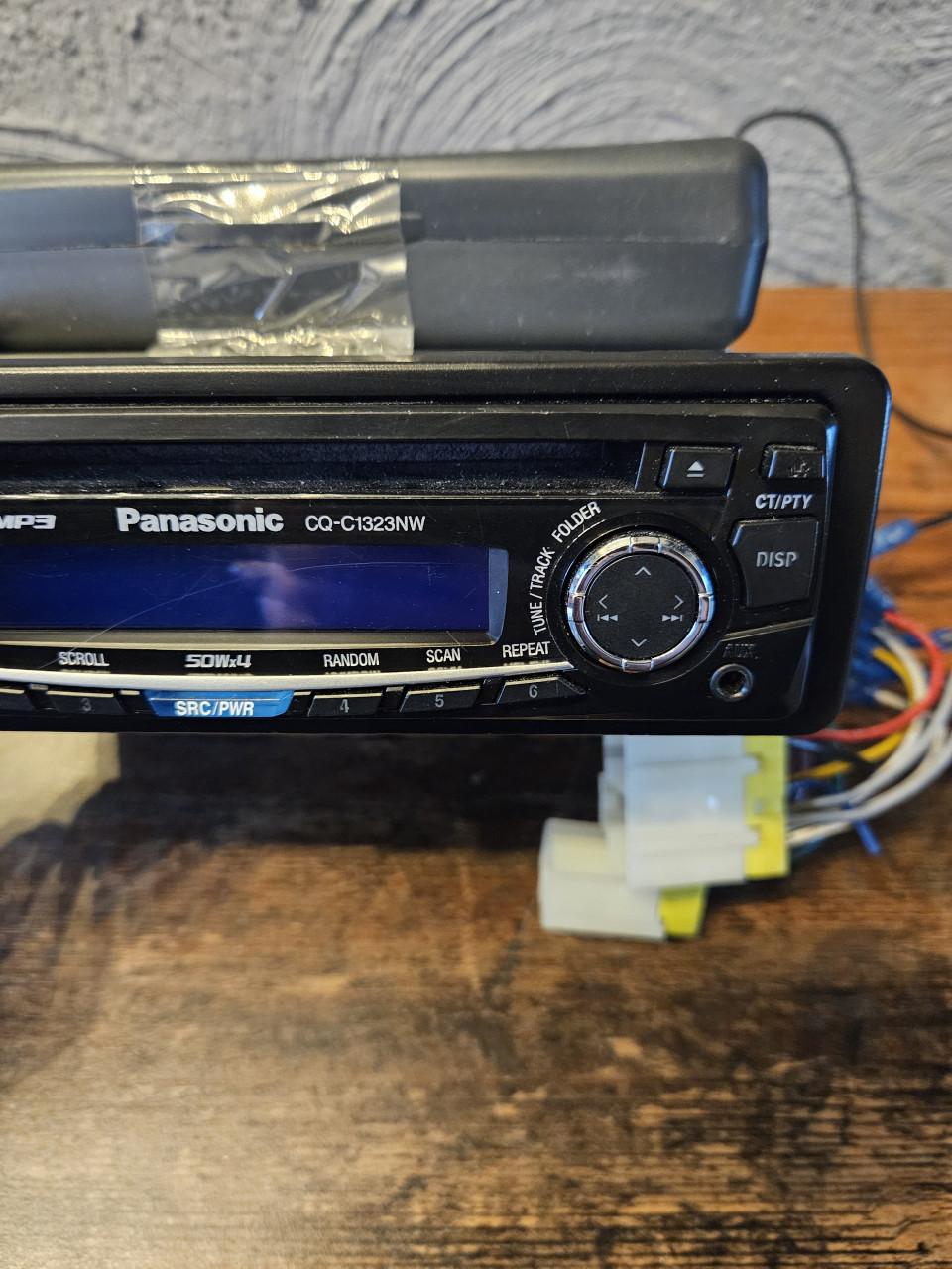 Panasonic CQ-C1323NW Autoradio met CD/MP3-speler