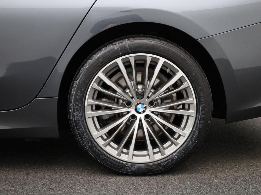 BMW 3-serie touring 330e edrive edition | automaat | lmv | leder | parkeer 