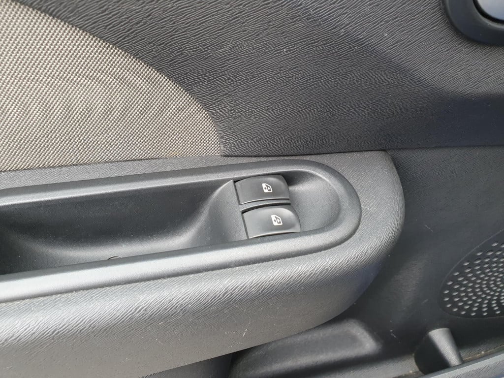 Renault Twingo 1.2-16v authentique