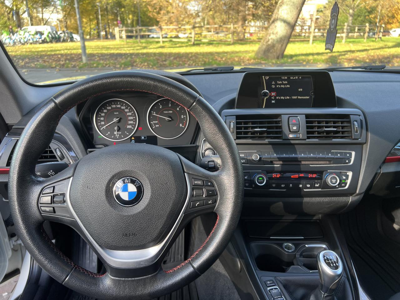 BMW 2-Serie 220d Executive sport