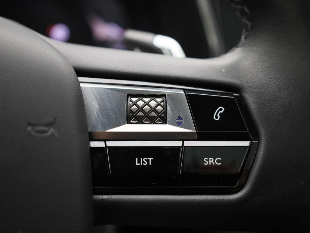 Ds Ds 7 e-tense 300 4x4 opéra | leder | automaat | lmv | navigatie | panora