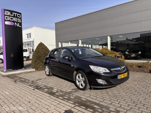 Opel Astra 1.4 turbo anniversary edition