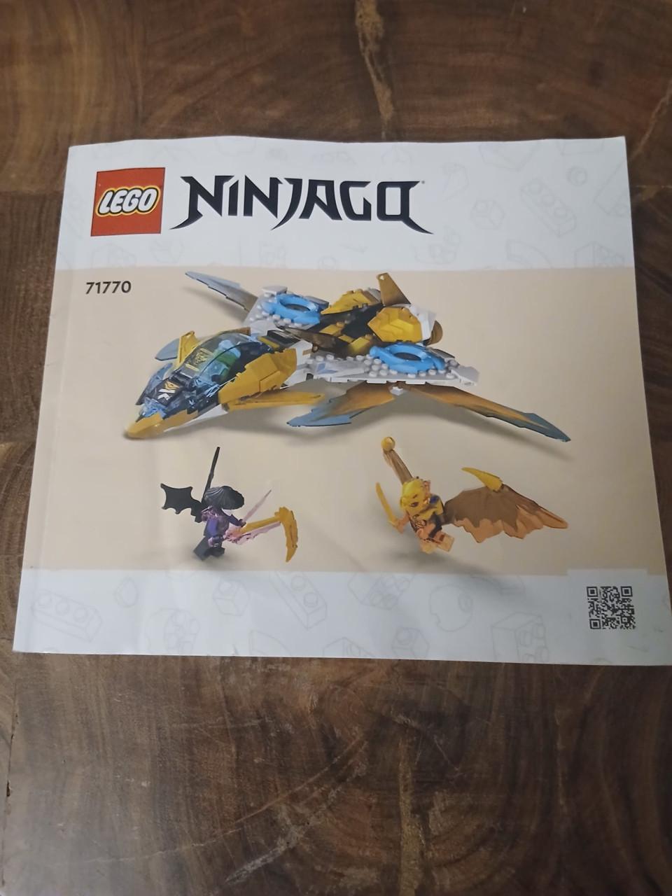 LEGO Ninjago Zane's gouden drakenvliegtuig (71770)