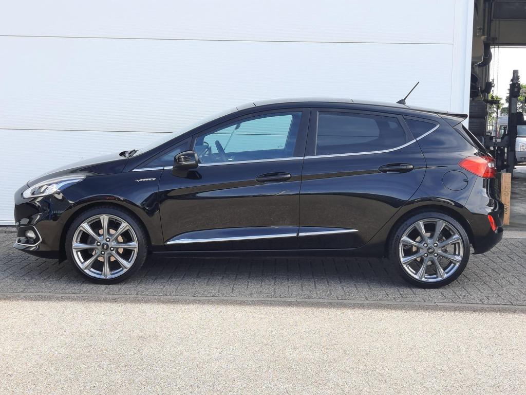 Ford Fiesta 1.0 ecoboost vignale | met panorama dak!