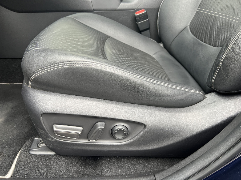 Toyota Rav4 2.5 hybrid executive nl auto | trekhaak | alarm klass 3 | vol l