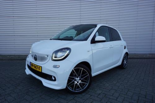 Smart Forfour 1.0 t brabus automaat panoramadak / navi / cruise / camera / 