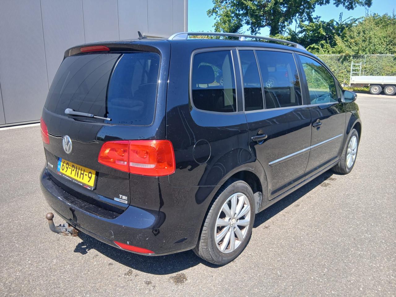 Volkswagen Touran 1.2 TSI Highline BlueMotion 7p.