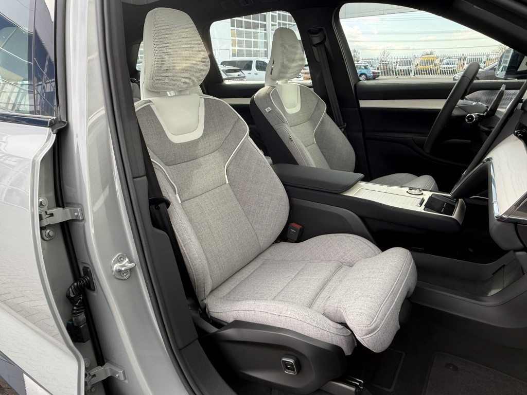 Volvo Ex90 twin perf.ormance awd ultra bowers wilkins