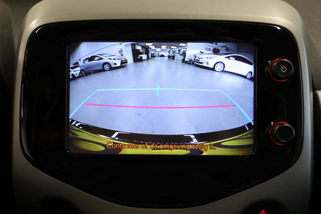 Toyota Aygo 1.0 vvt-i x-play