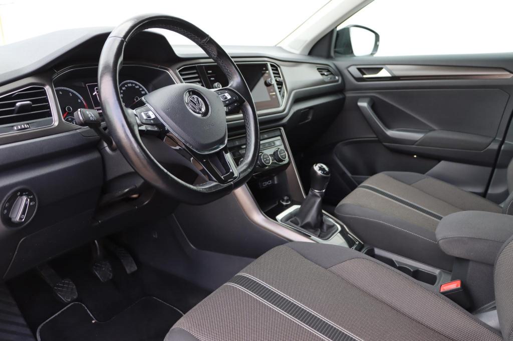 Volkswagen T-roc 1.0 tsi sport 115pk | stoel- en stuurverwarming | adaptive