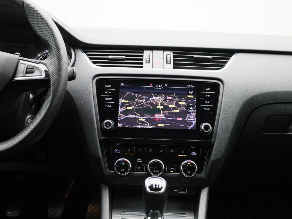 Skoda Octavia combi 1.0 tsi greentech ambition business | lmv | trekhaak | 