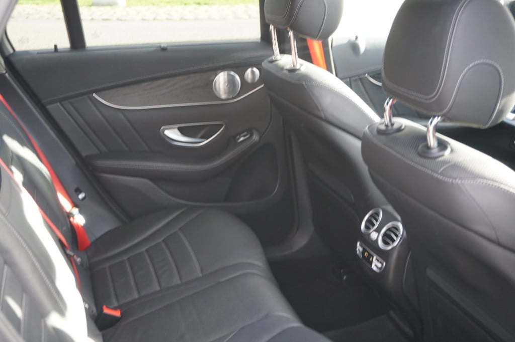 Mercedes-Benz Glc 300 4matic l amg line l 245 pk l panoramadak l burmester 