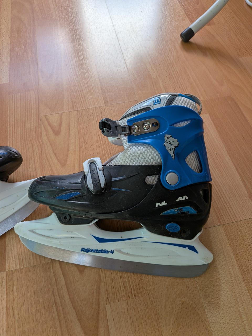 Nijdam ijshockeyschaatsen (kind)