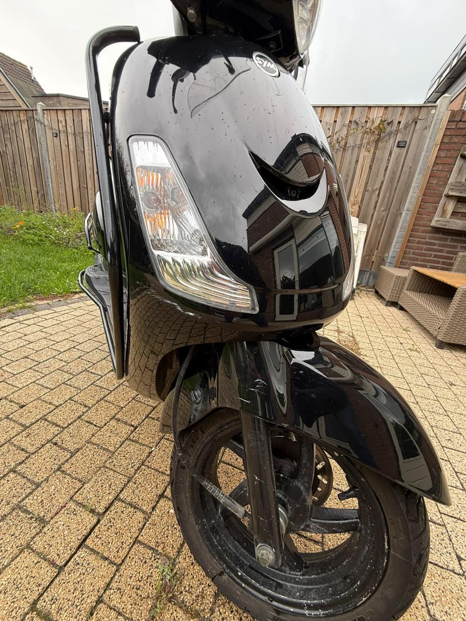 SYM FIDDLE 2 Scooter zwart, Goed Onderhouden