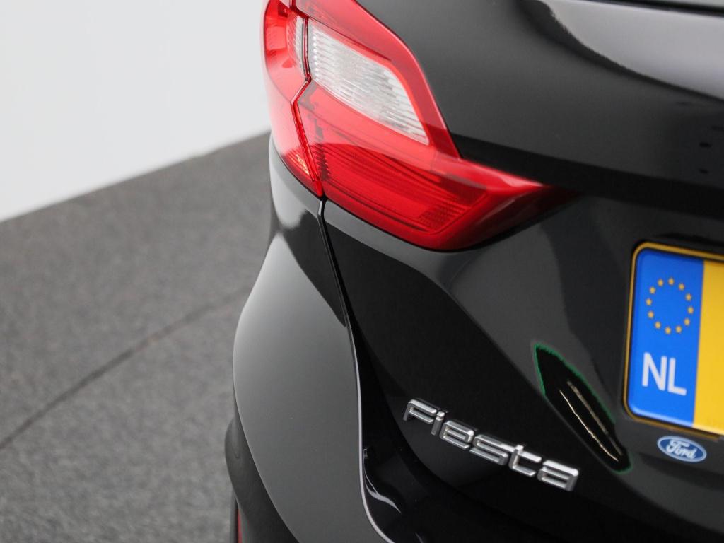 Ford Fiesta 1.0 ecoboost titanium | automaat | winterpack | stoel/stuur ver