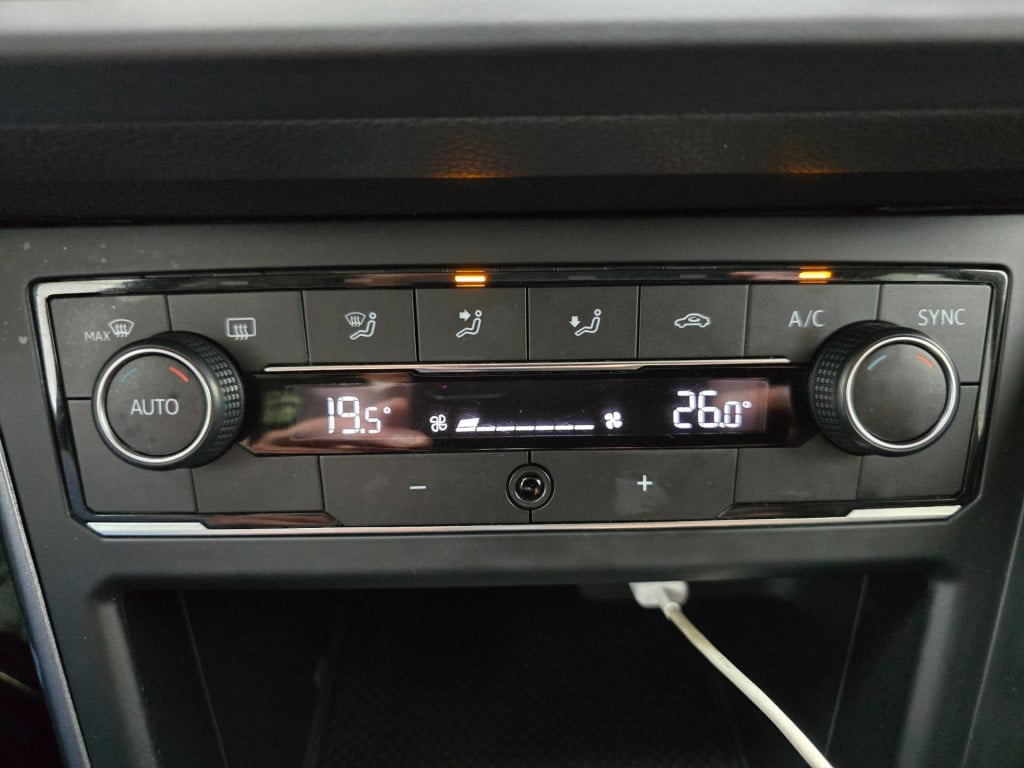 Volkswagen Polo occasion 1.0 tsi highline met carplay radio en trekhaak | t
