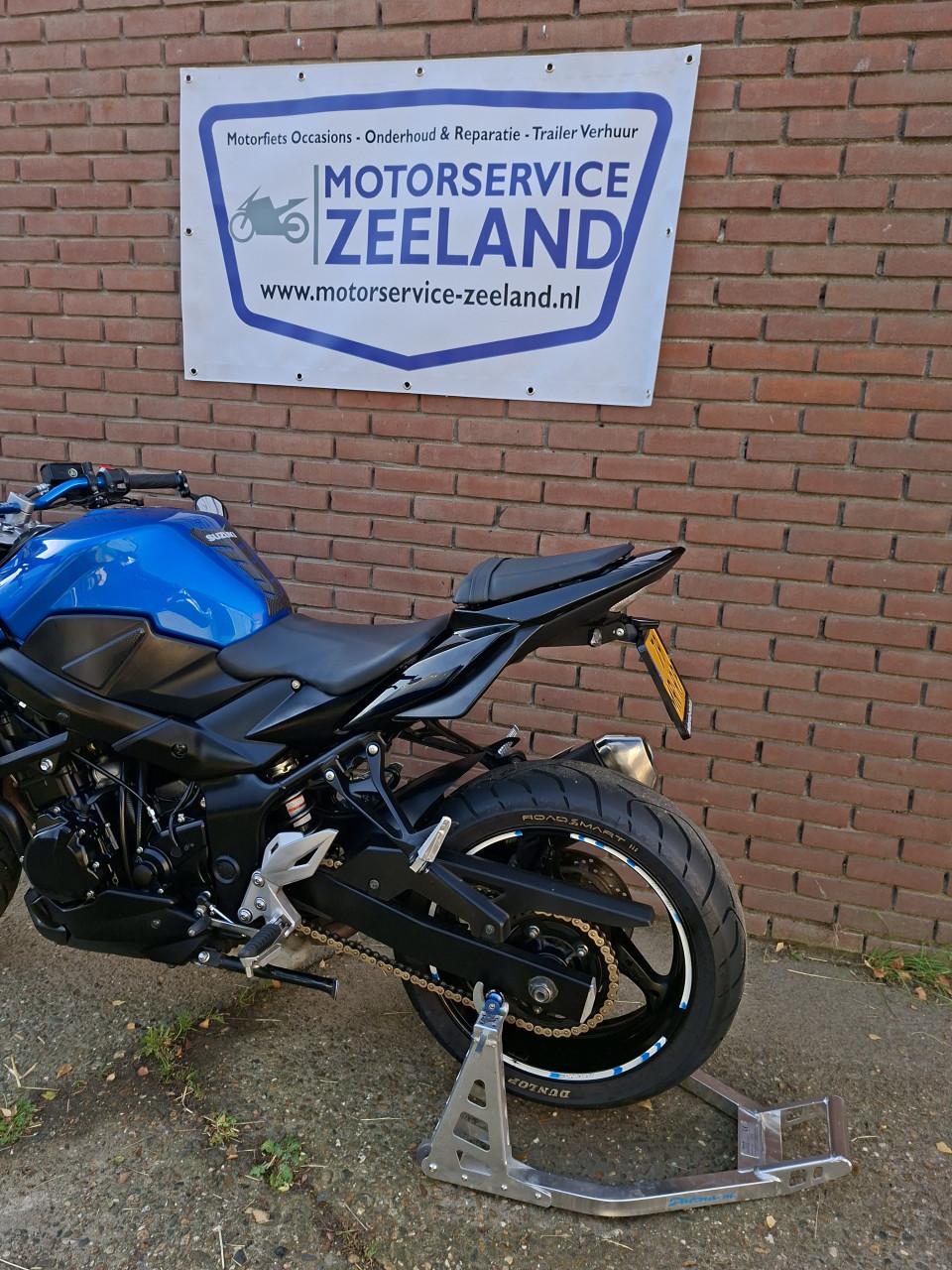 Suzuki GSR 750 (ABS)